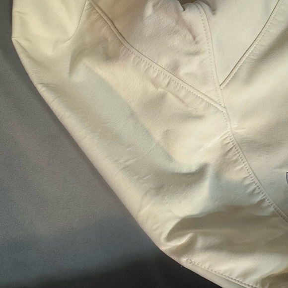 The North Face Off-White Jacket - Picture 10 of 16